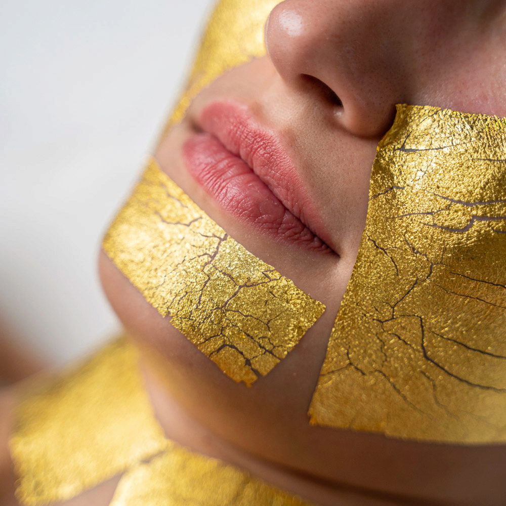 SkinSystem Aurum 24kt Gold Leaf Mask  25 foglie  - trattamento viso e décolleté con oro